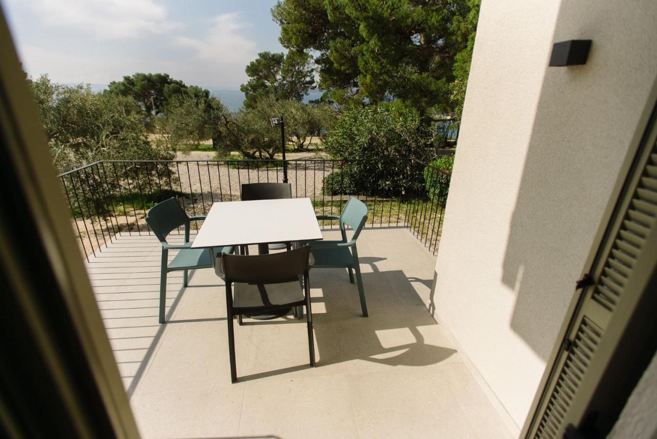 Family Resort Urania Baska Voda Luaran gambar